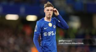 ---
Manchester United Pertimbangkan Rekrut Cole Palmer dari Chelsea
---