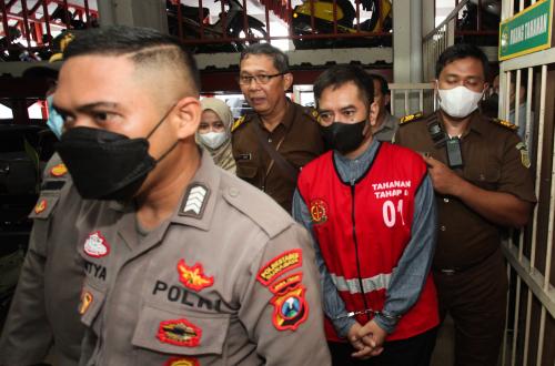 Protes Komnas Perempuan atas Pembebasan Bersyarat Mas Bechi