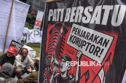 Persiapan Massa untuk Aksi di Depan Gedung DPR Jelang Demonstrasi 27 Agustus