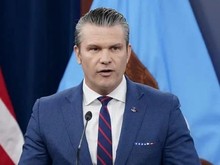 ---
Menhan AS Memicu Mundurnya Pejabat Pertahanan

---