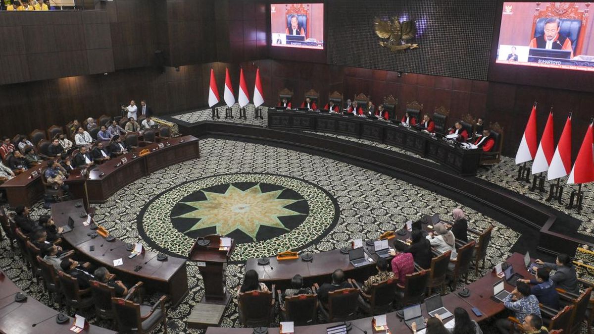 MK Tegaskan Hanya Presiden dan Wapres yang Bisa Laporkan Penghinaan