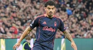 ---
Morgan Gibbs-White Dipandang Sebagai Calon Pengganti Bruno Fernandes di MU
---