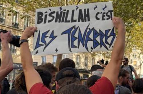 Slogan Baru di Aksi Protes Mahasiswa Prancis: "Bismillah, c'est les tenebres"