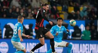 Pertarungan Dua Strategis: Napoli Melawan AC Milan dalam Duet Pelatih Terbaik Italia
