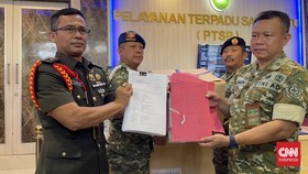 ---
Sidang Perdana Kasus Andrie Yunus Digelar di Pengadilan Militer Hari Ini
---