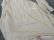 Kebakaran Apartemen di Jakbar, Penghuni Lempar Baju untuk Minta Pertolongan