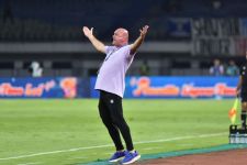 Persib Ditahan Imbang oleh Dewa United, Bojan Hodak Soroti Yoko Suprianto