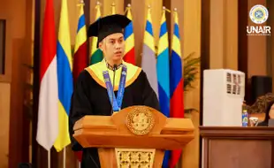 Momen Emosional dan Dedikasi di Wisuda ke-261 Universitas Airlangga