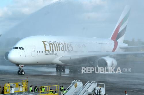Airbus A380-800 Emirates Siap Mendarat di Soekarno-Hatta