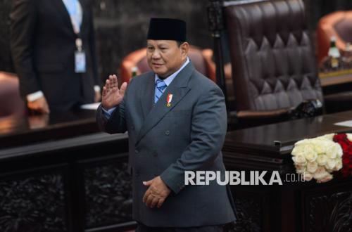 Presiden Prabowo Memimpin Penanganan Kebakaran Hutan di Kalimantan