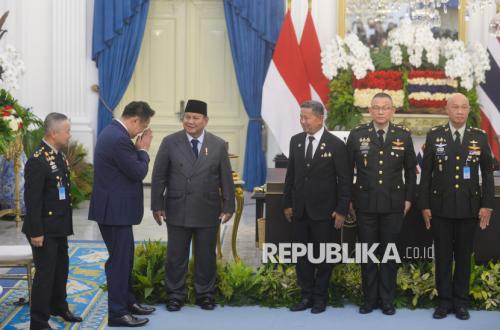 PM Thailand Anutin Charnvirakul Berikan Medali Kehormatan kepada Prabowo Subianto
