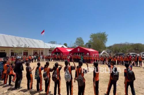 PMI Siapkan Tenda Belajar dan Fasilitas Kesehatan Pascagempa di NTT