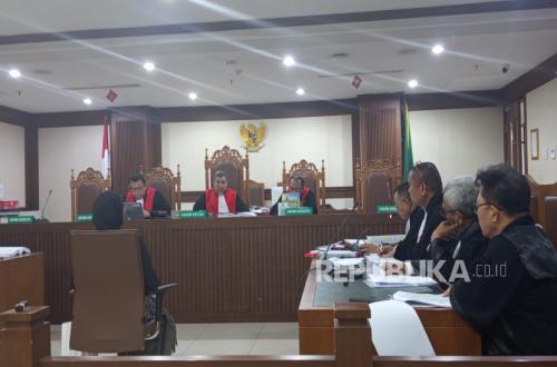 Saksi Ahli Hukum Pidana Terangkan Unsur Pidana dalam Sidang Kasus Pemerasan