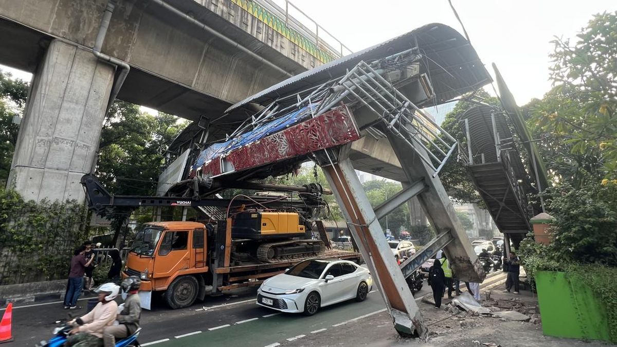 Kecelakaan Truk di JPO Tendean, Polisi Lakukan Penyidikan