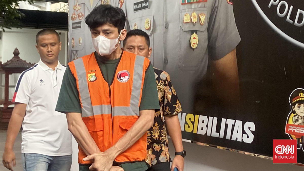 ---
Aktor Revaldo Ditangkap, Terungkap Pembelian Sabu Seharga Rp650 Ribu

---