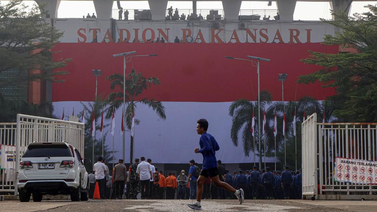 Penyelidikan Polisi Terkait Kematian Suporter Sepak Bola di Stadion Pakansari