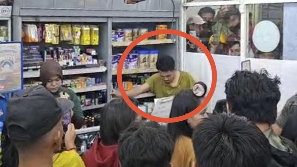 ---
Tiga Tersangka Ditetapkan dalam Kasus Pengeroyokan yang Mengakibatkan Kematian di Morowali

---