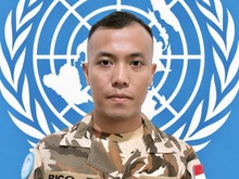 ---
Prajurit TNI dari UNIFIL Meninggal Dunia Setelah Terkena Serangan Israel di Lebanon

---