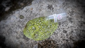 ---
Pria di Cengkareng Diserang dengan Air Keras, Polisi Lakukan Penyelidikan

---