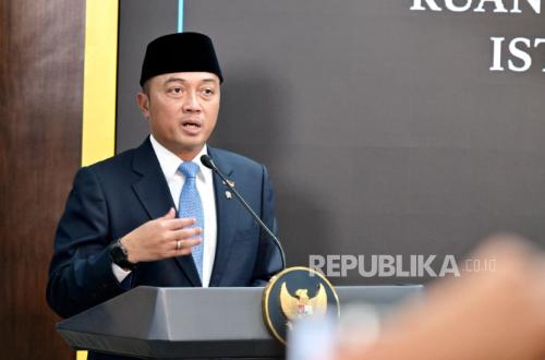 Ribuan Warga Antusias Ikuti Pendaftaran Undangan HUT Ke-81 di Istana