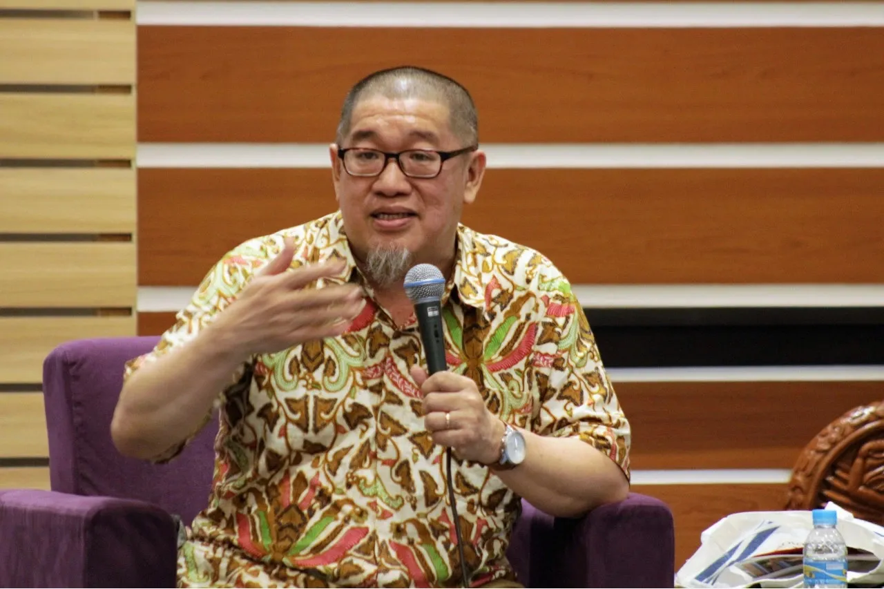 Pakar UNAIR Mengungkap Kerentanan Pekerja di Berbagai Sektor pada Hari Buruh