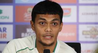 Rian Menyoroti Pentingnya Pembenahan di Persebaya serta Rivalitas Panas Antar Tim