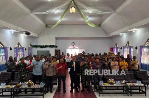 Lomba Vokal Grup Antar Gereja Rayakan HUT Ke-81 RI di Paniai