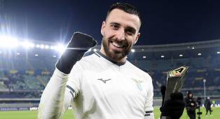 ---
Juventus Bergabung dalam Perburuan Mario Gila dari Lazio

---