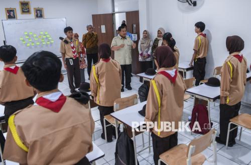 Program Pembinaan Karakter Siswa Sekolah Rakyat oleh Taruna Akmil
