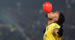 Analisis Ekonomi di Balik Gol Christopher Nkunku dan Gimenez