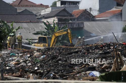 Pemprov DKI Jakarta Tegas Atasi Pembuangan Sampah Ilegal