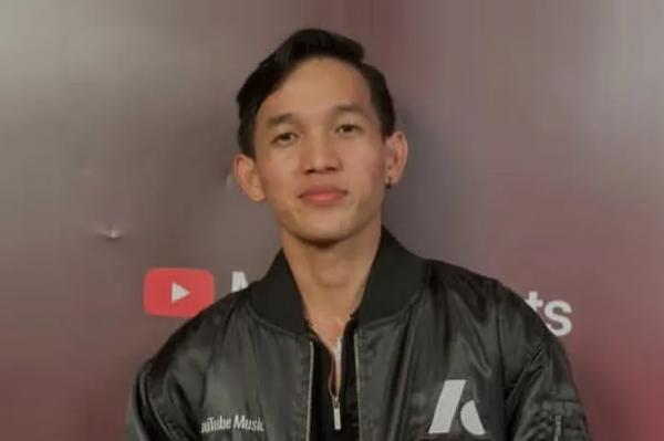 Strategi Refa Ardhi dalam Membangun Komunitas Gaming yang Solid dan Mencapai 1 Juta Subscriber