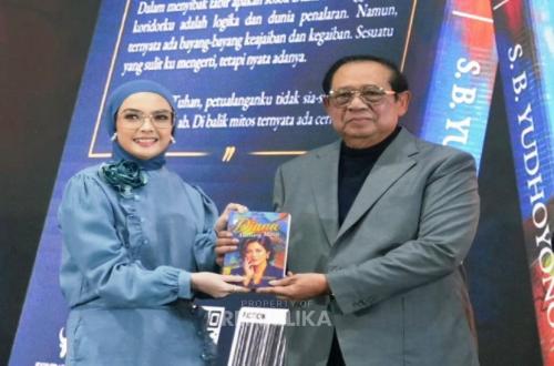 Refleksi Kehidupan Susilo Bambang Yudhoyono dalam Novel Terbarunya