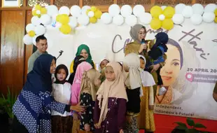 ---
TPP Al Firdaus Rayakan Hari Kartini, Wawali Solo Berikan Apresiasi  
---