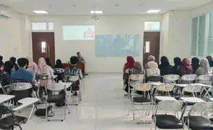 ---
Transformasi Manajemen Kelas: MPI FTIK UIN Saizu Gelar Kuliah Dosen Tamu dari UNU Purwokerto

---