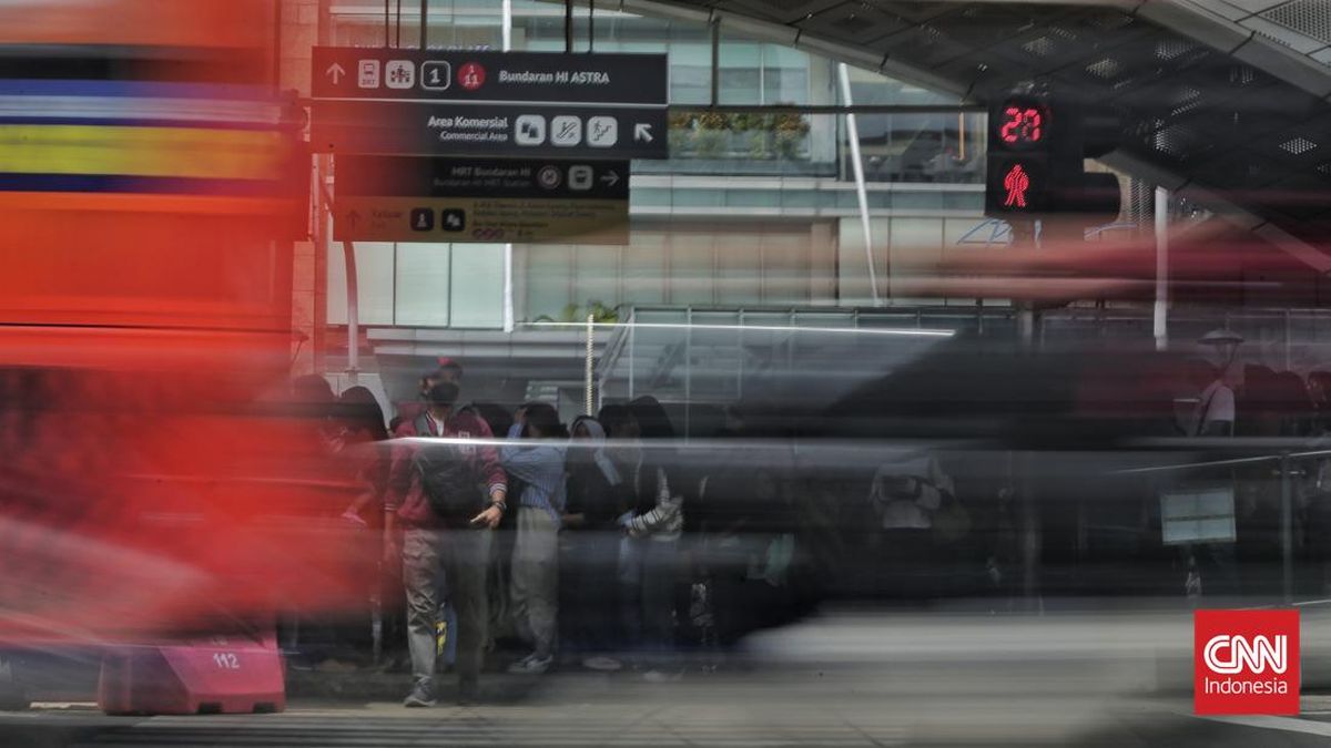 Insiden Mobil Alphard Terobos Lampu Merah dan Intimidasi Satpam di Bundaran HI